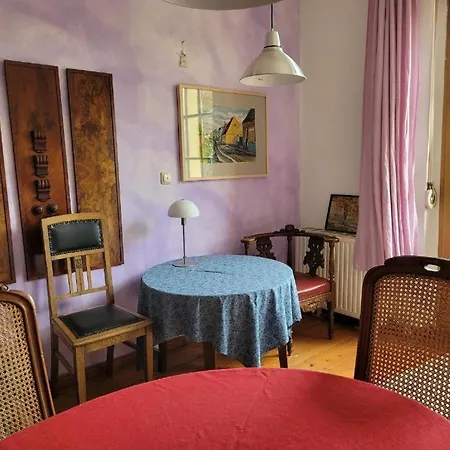 Haus Schmeile *